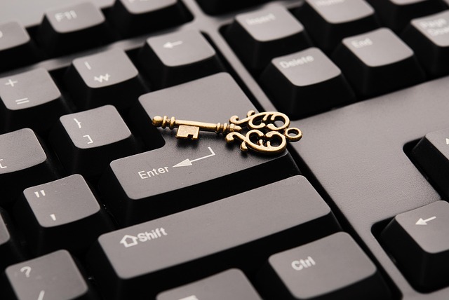 keyboard-621829_640